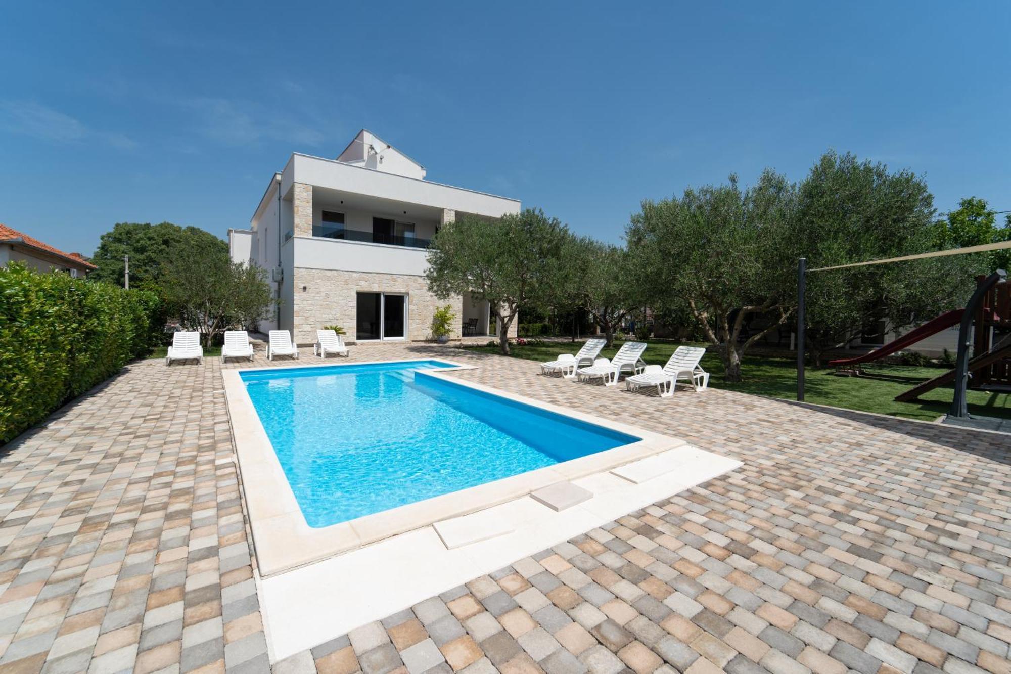 Apartments Coronata Biograd Na Moru Buitenkant foto